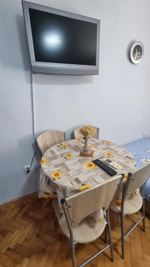 Apartment Savina ヘルツェグ・ノヴィ エクステリア 写真