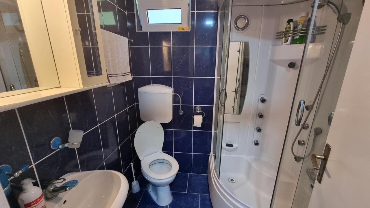 Apartment Savina ヘルツェグ・ノヴィ エクステリア 写真