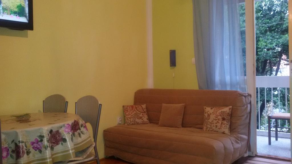 Apartment Savina ヘルツェグ・ノヴィ エクステリア 写真