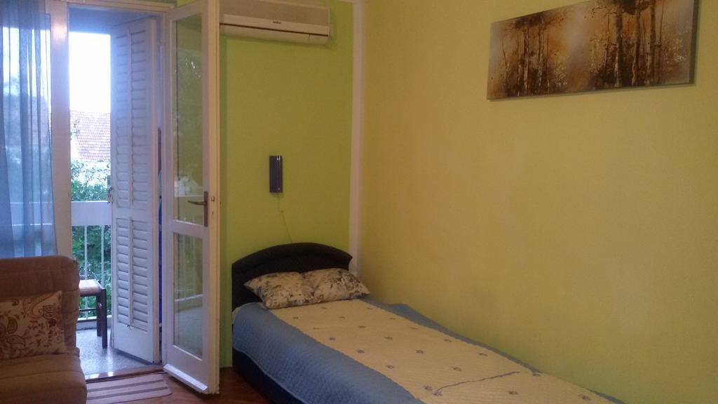 Apartment Savina ヘルツェグ・ノヴィ エクステリア 写真